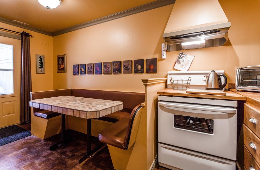 Le Cartier Bed And Breakfast Montreal Room photo