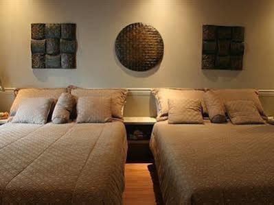 Le Cartier Bed And Breakfast Montreal Exterior photo